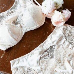 Victoria Secrets Panty & Bra Set